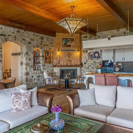 Exceptional Farmhouse In Bodrum Guerece Villa